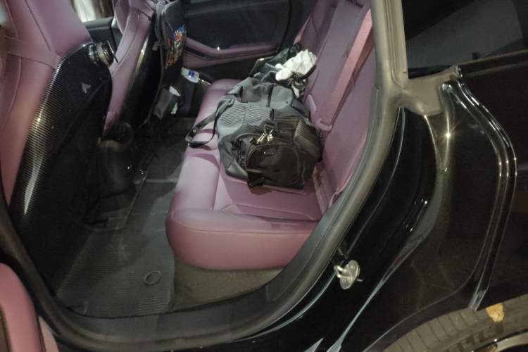 Used Nio ET5T 2024 75kWh Touring Left Rear Seat