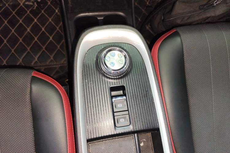 Used ORA Good Cat GT 2022 Mulan Edition 480km Long-Range续航 Gear Lever