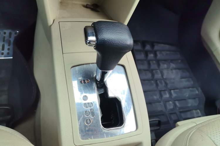 Used Volkswagen Polo 2009 Jingqu 1.6L Automatic Elegant Edition Gear Lever