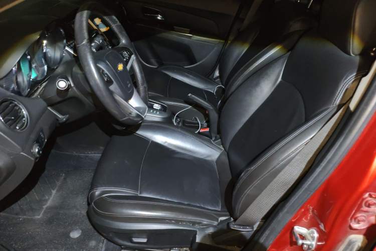 Used Chevrolet Cruze 2011 1.8L SE Automatic Left Front Seat