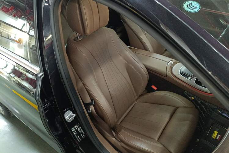 Used Mercedes-Benz E-Class 2020 Facelift E 260 L
