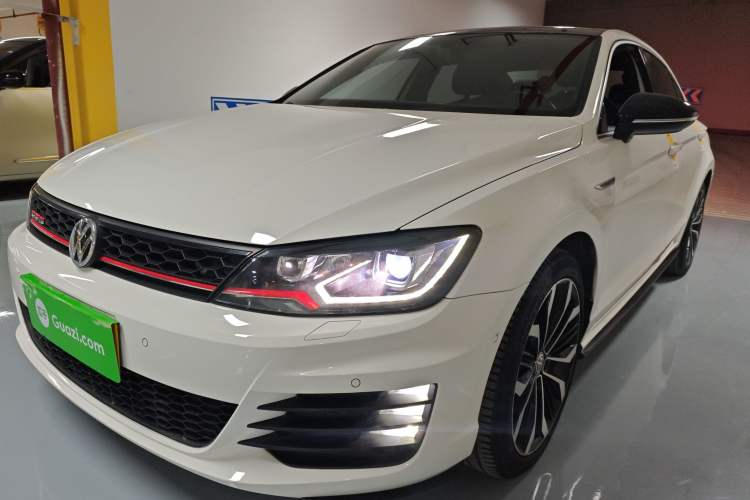 Used Volkswagen Lamando 2017 2.0T GTS
