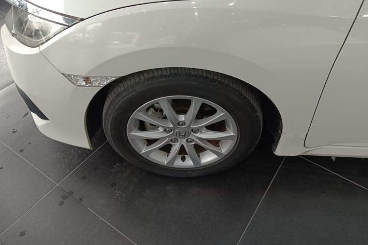 Used Honda Civic 2016 180TURBO CVT Comfort Version Left Front Wheel Hub