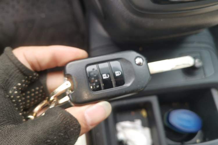 Used Honda CR-V 2016 2.0L two-wheel drive Urban Edition