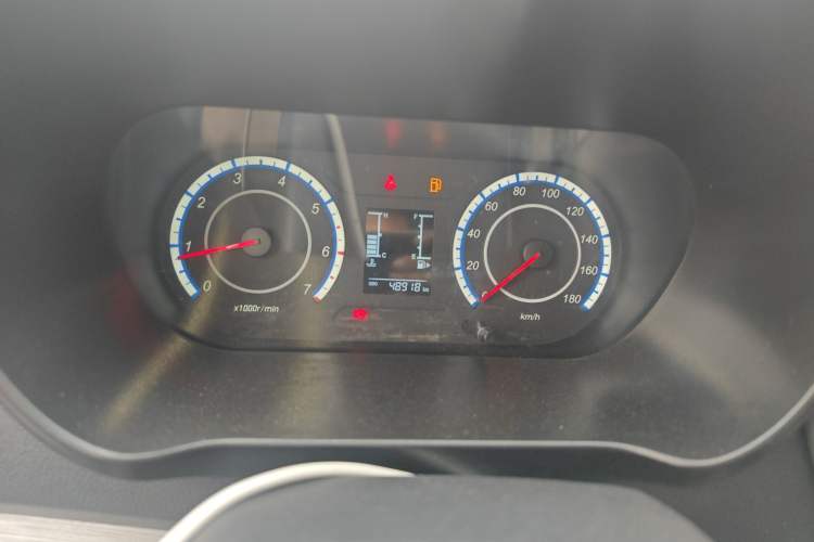 Used CHANGAN KAICHENG Ruixing M60 2023 1.5L GDI Elite-Class Passenger Vehicle 6/7 Seats Instrument Cluster