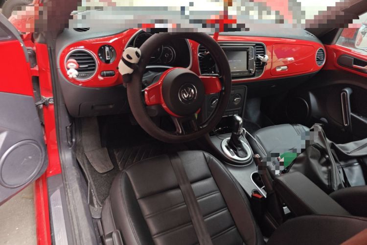 Used Volkswagen Beetle 2016 180TSI Club Edition Center Console