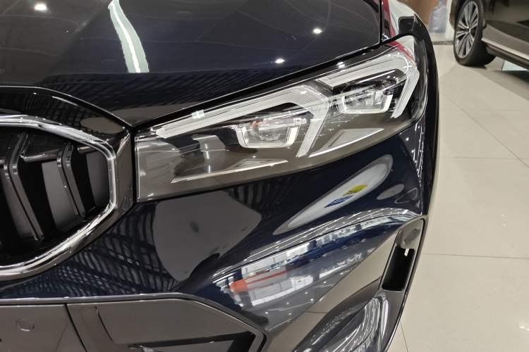 Used BMW 3 Series 2025 330i M Sport Night Edition Package Left Front Headlight