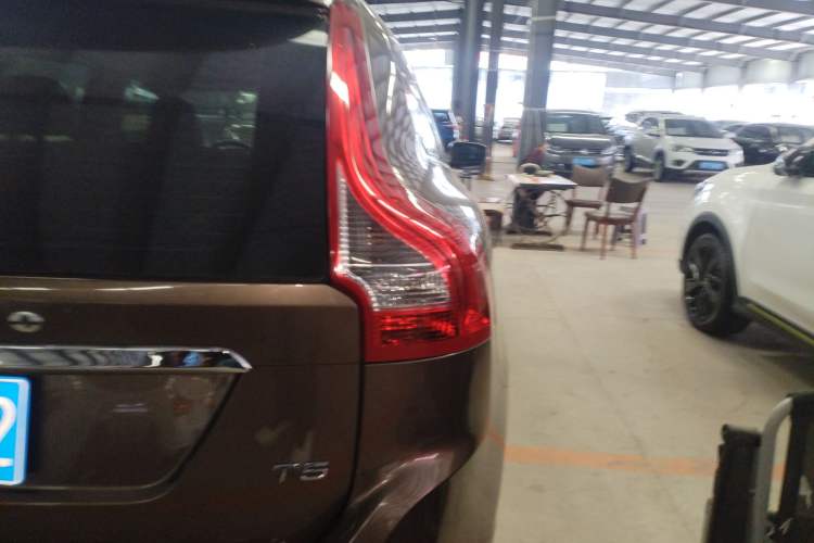 Used Volvo XC60 2016 T5 Smart Version Exterior 3