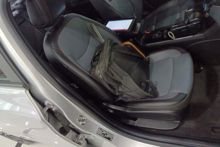 Used Chevrolet Cruze 2018 Redline 330T Dual-Clutch Flagship Edition
