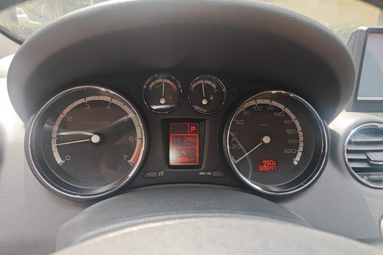 Used Peugeot 408 2011 2.0L Automatic Luxury Edition