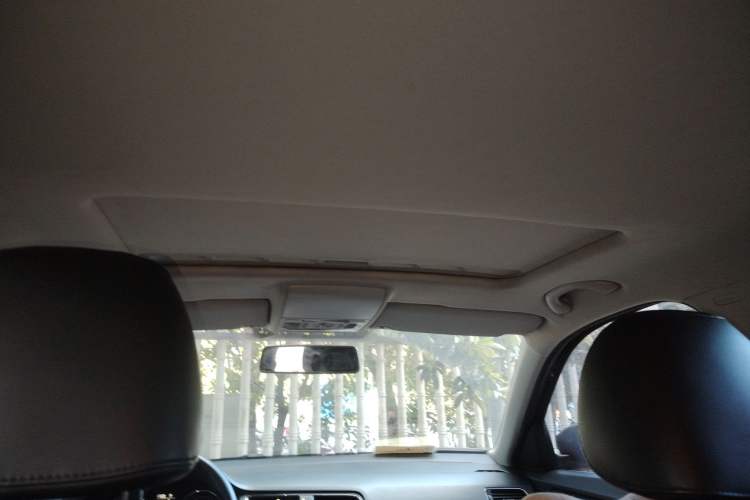 Used Volkswagen Gran Lavida 2013 1.4 TSI Automatic Comfort Model