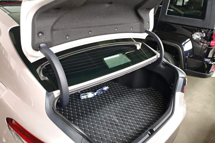 Used Toyota Camry 2019 Revised Version 2.5G Luxury Edition