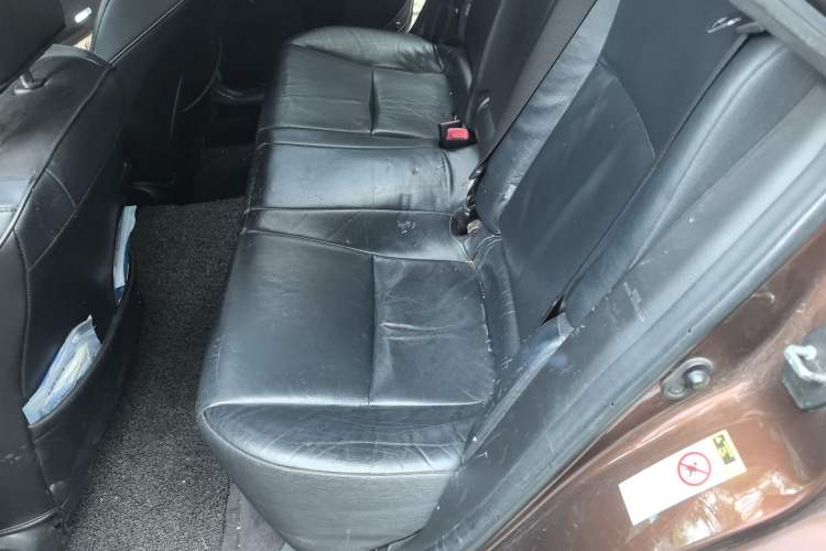Used Toyota Reiz 2012 2.5V Fengdu Elite Stylish Edition Left Rear Seat
