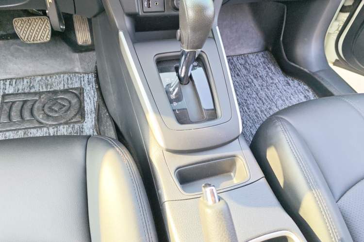 Used Nissan Sylphy 2021 Classic 1.6XE CVT Comfort Edition Gear Lever