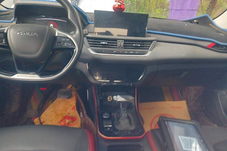 Used Dongfeng Aeolus Yixuan 2021 230T Automatic Chasing Shadow Edition Audio And AC Panel