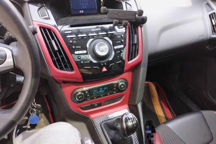 Used Ford Focus 2012 Hatchback 2.0L Manual Luxury Sport Model
