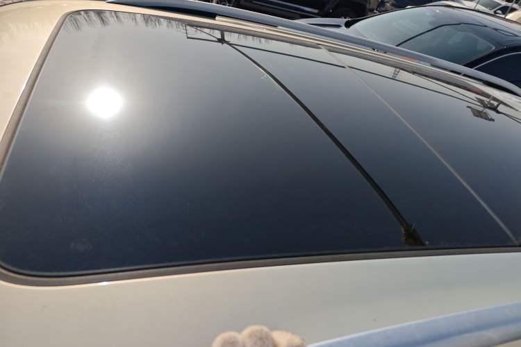 Used Volkswagen Tiguan L 2019 Revised Version 280TSI Automatic Two-Wheel Drive Panoramic Comfort Edition China VI Standard