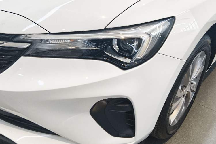 Used Buick Verano 2023 Pro Enjoyment Edition Left Front Headlight