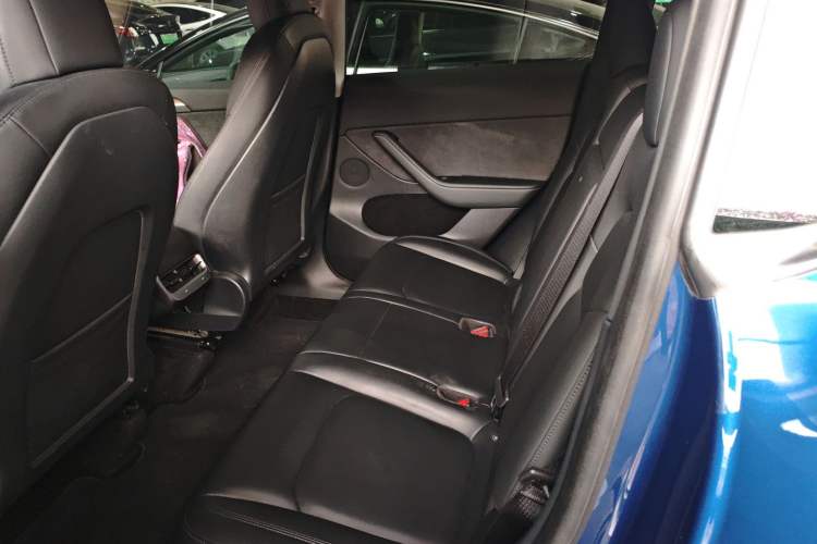 Used Tesla Model Y 2021 Long-Range All-Wheel-Drive Version 3D7