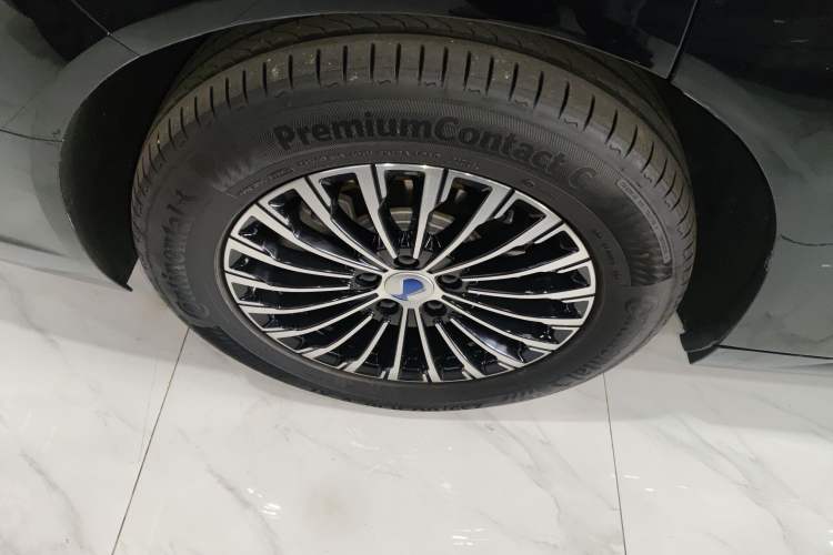 Used Denza D9 2024 DM-i 980 Four-Wheel Drive Prestige Model