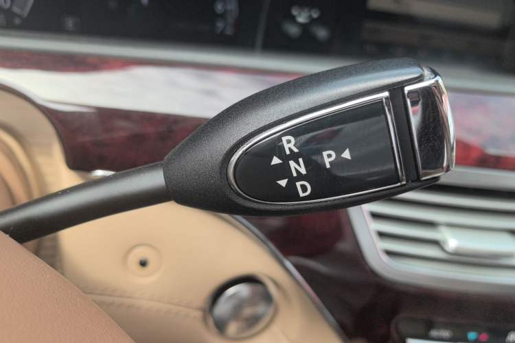 Used Mercedes-Benz S-Class 2011 S 500 L CGI 4MATIC
