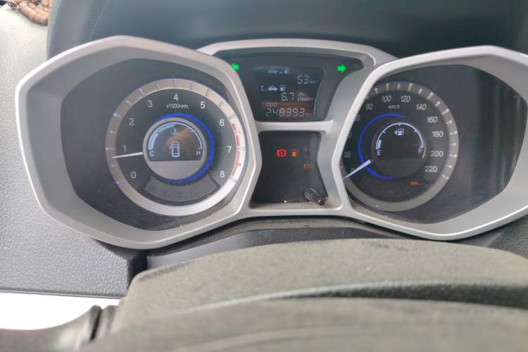 Used JAC Refine S3 2016 1.5L Manual Luxury Smart Version
