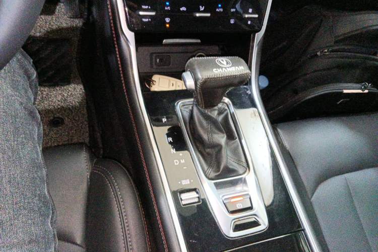 Used Changan CS75 2021 Honor Million Edition 280T DCT Luxury Model
