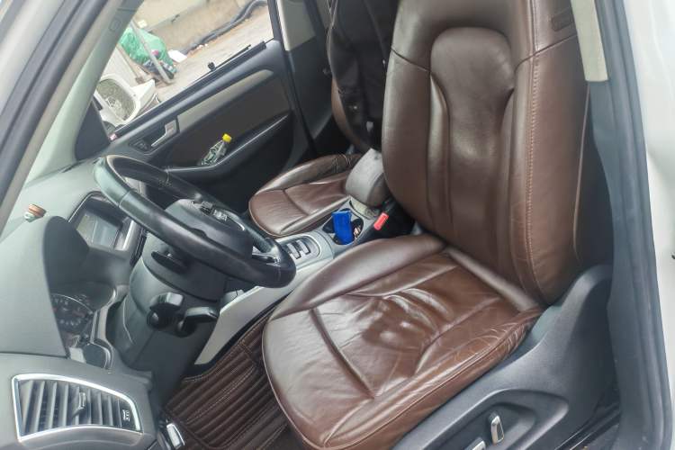 Used Audi Q5 2017 40 TFSI Technology Edition Left Front Seat