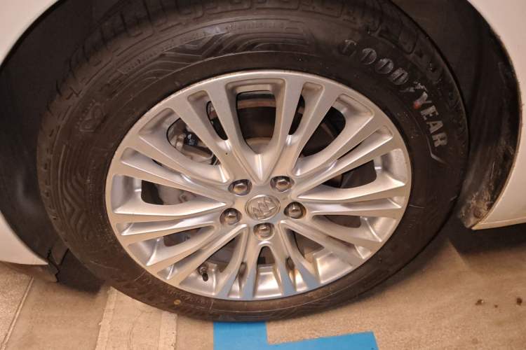 Used Buick GT 2015 18T Dual-Clutch Luxury Model