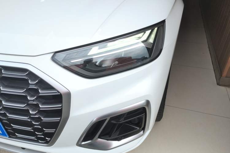 Used Audi Q5L 2022 40T Fashionable and Dynamic Model