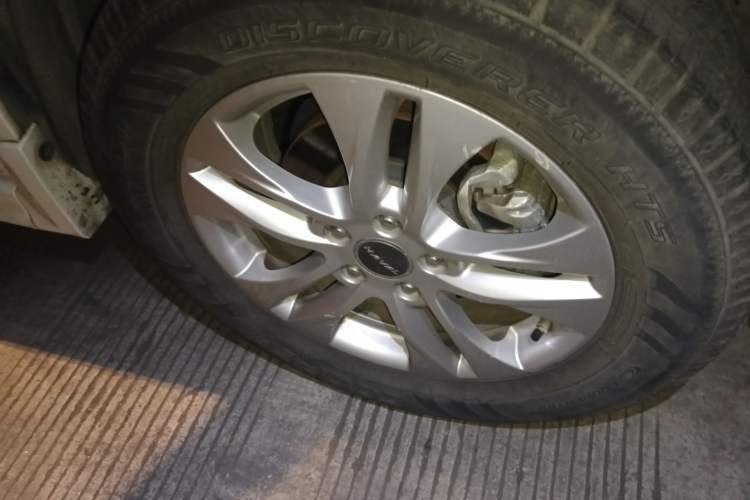 Used Haval H6 2015 Upgraded Model 1.5T Manual Two-Wheel Drive Elite Version