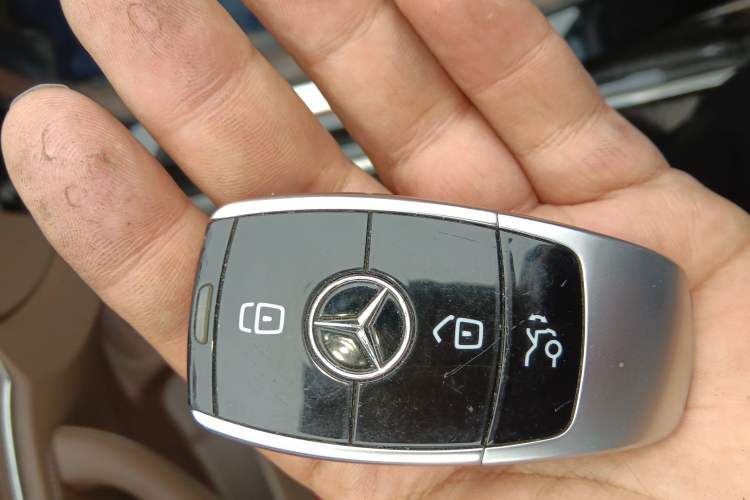 Used Mercedes-Benz E-Class 2020 E 260 L Vehicle Key
