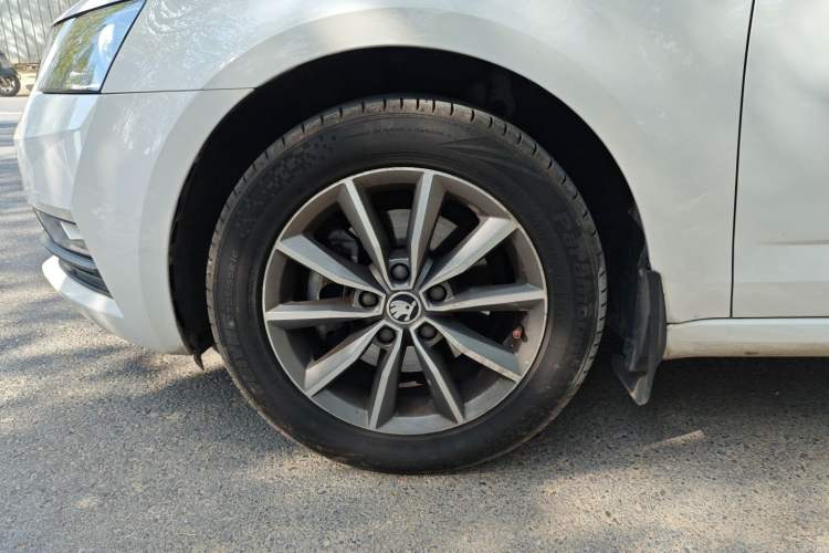 Used Skoda Octavia 2018 TSI230 DSG Comfort Edition
