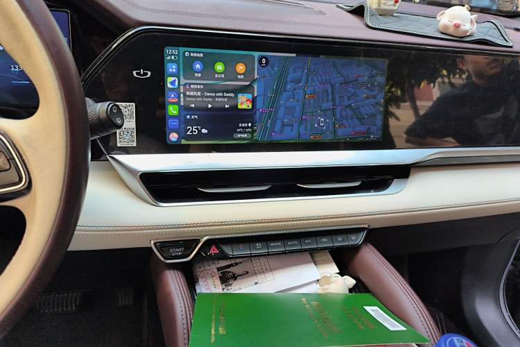 Used Geely Auto Monjaro L 2021 2.0TD DCT EVO Two-Wheel Drive Prestige Version Audio And AC Panel