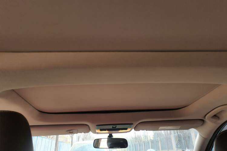 Used Nissan Teana 2019 2.0L XL Comfort Edition Headliner