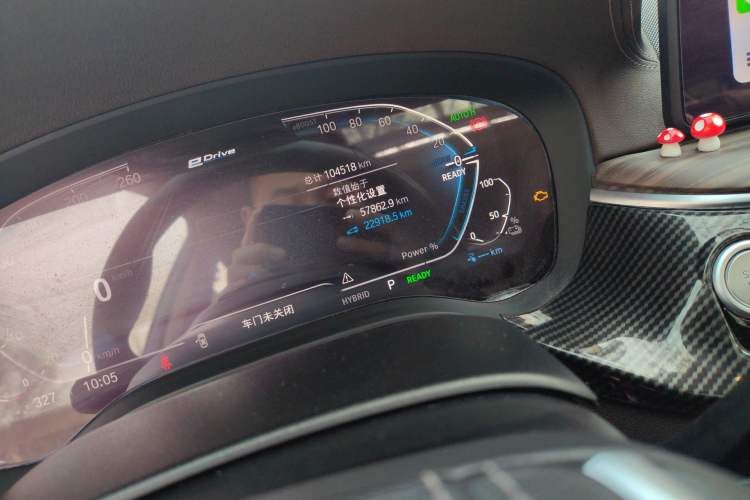 Used BMW 5 Series New Energy 2021 535Le Luxury Package Odometer Close Up