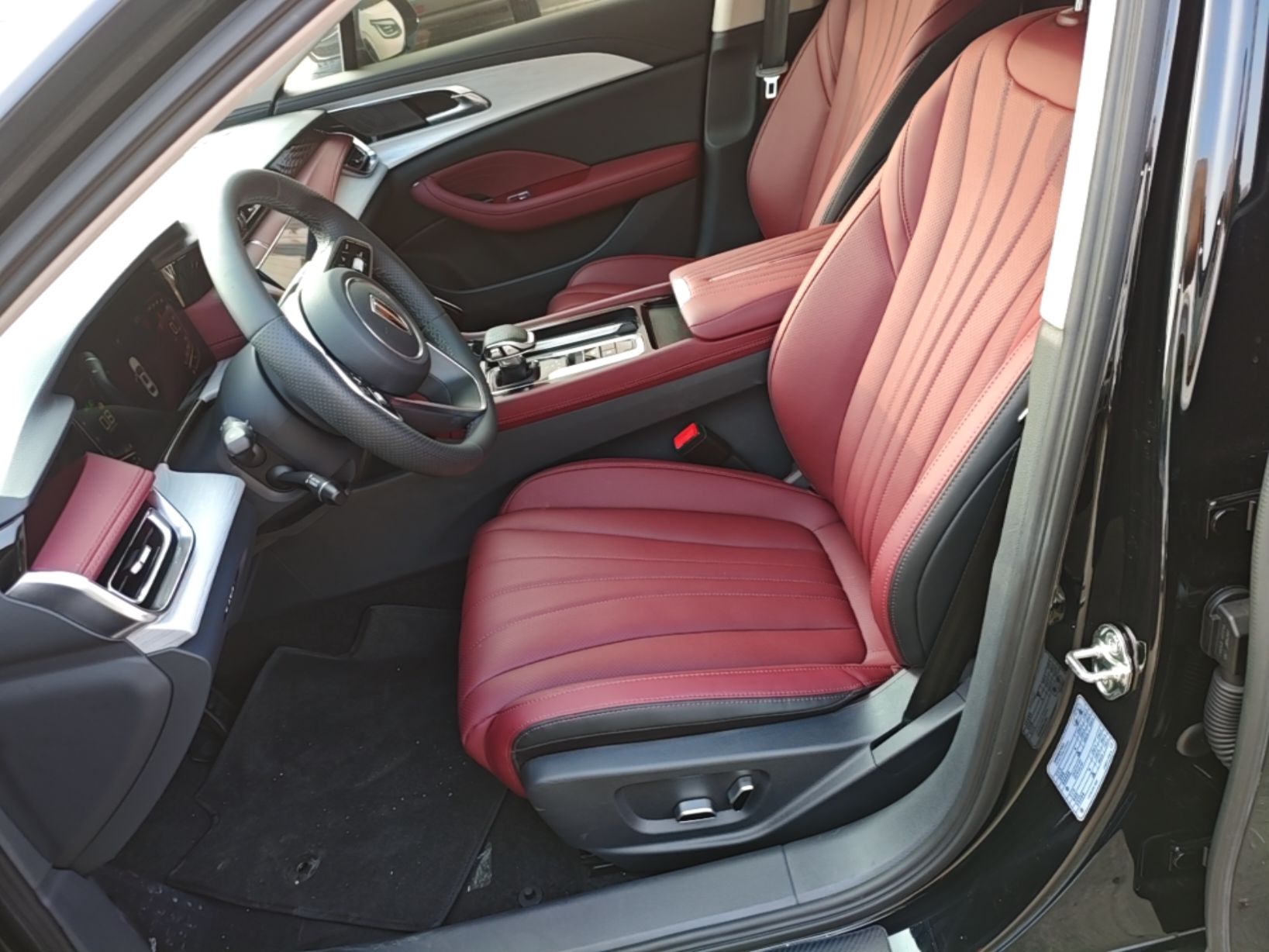 Hongqi H5 2025 1.5T DCT Qiyun 500 000th Unit Commemorative Edition — снимка 17