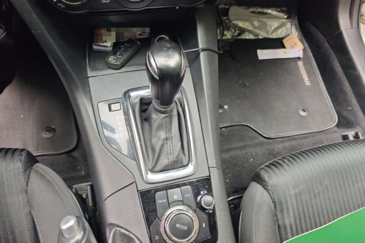 Used Mazda 3 Axela 2014 Sedan 1.5L Automatic Comfort Model Gear Lever