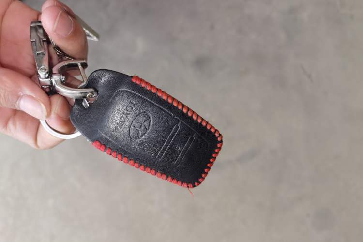 Used Toyota Prado 2019 3.5L Automatic TX-L Deluxe Edition with Rear-Mounted Spare Tire
