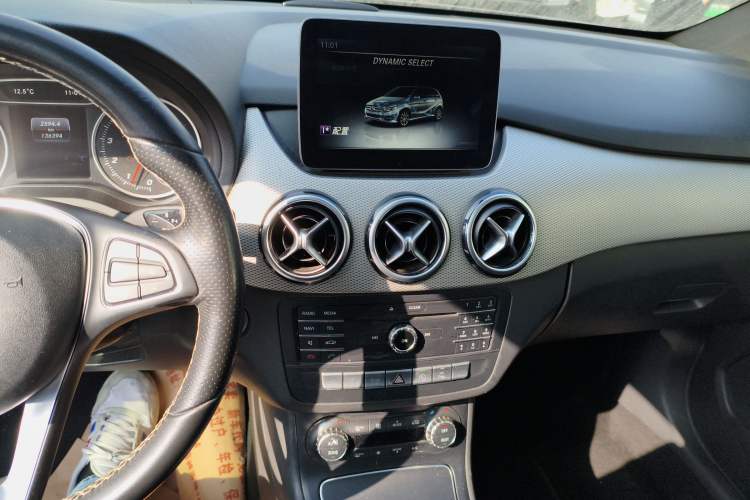 Used Mercedes-Benz B-Class 2017 B 200 Fashion Model
