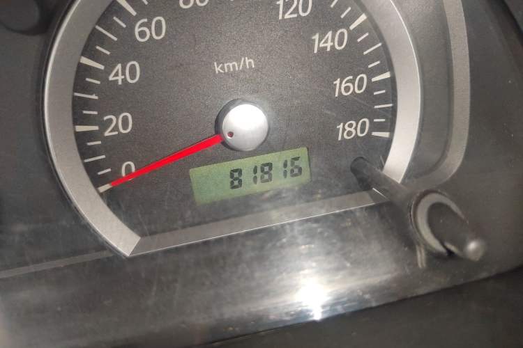 Used Suzuki Jimny 2010 1.3 MT Fashion Limited Edition Odometer Close Up