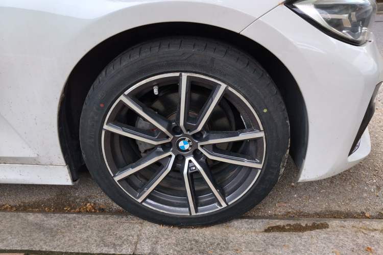 Used BMW 3 Series 2021 Facelifted 320Li M Sport Package
