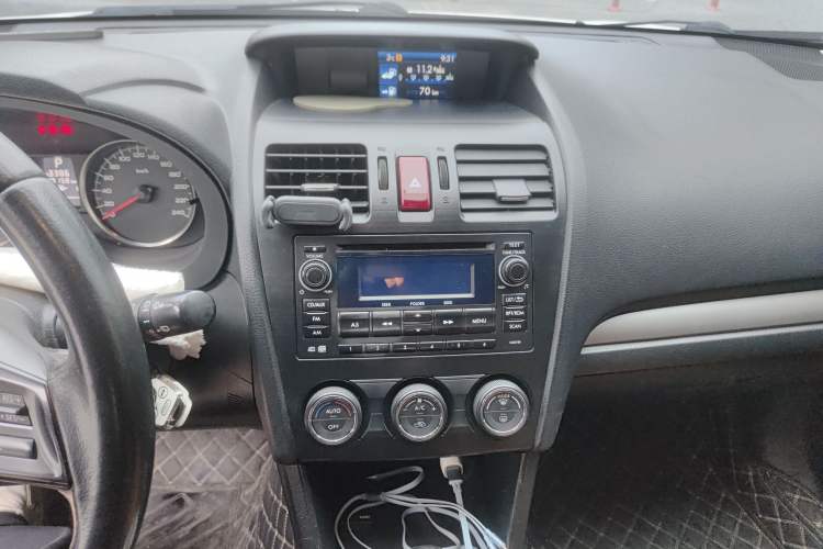 Used Subaru XV 2012 2.0i Elite Edition
