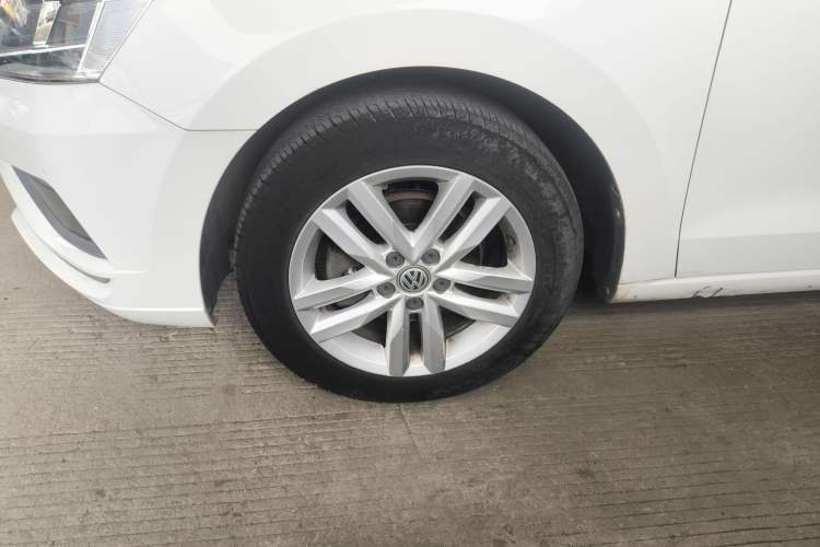 Used Volkswagen Jetta 2017 1.5L Manual Comfort Model
