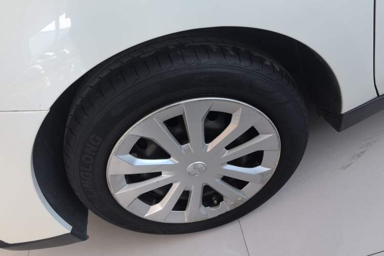 Used Venucia D60 2019 100 000 Glory 1.6L Entry Manual ChenShang Edition China VI
