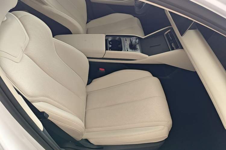 Used BYD Qin L 2024 DM-i 120KM Leading Model Right Front Seat