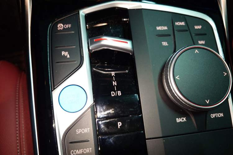 Used BMW i3 2024 eDrive 35 L
