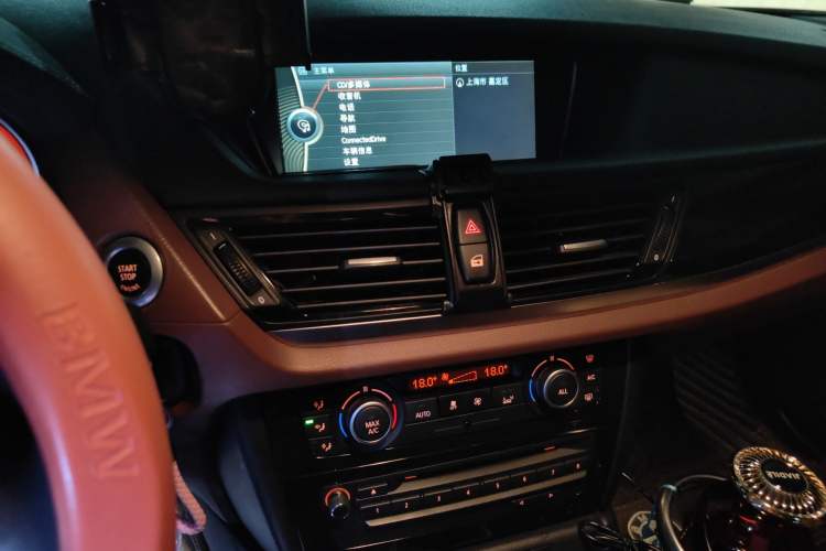 Used BMW X1 2015 sDrive18i Leading Edition
