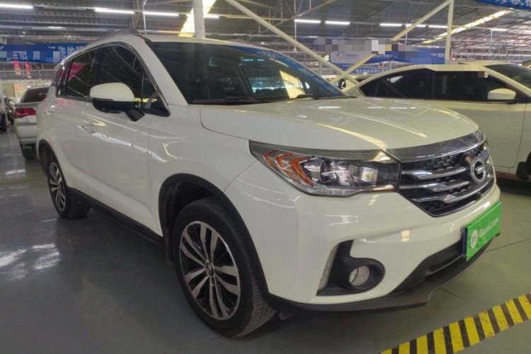 Used GAC Trumpchi GS4 2017 235T Automatic Two-Wheel Drive Luxury Smart Connectivity Version Front Right 45 Deg