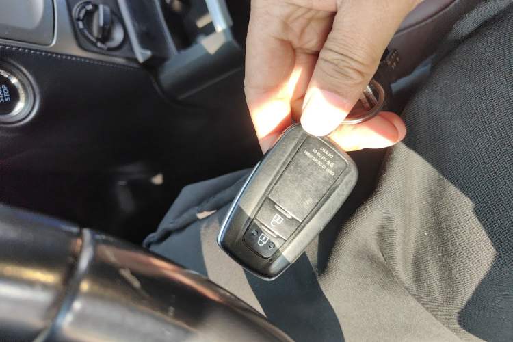 Used Toyota Prado 2019 3.5L Automatic TX-L Deluxe Edition with Rear-Mounted Spare Tire